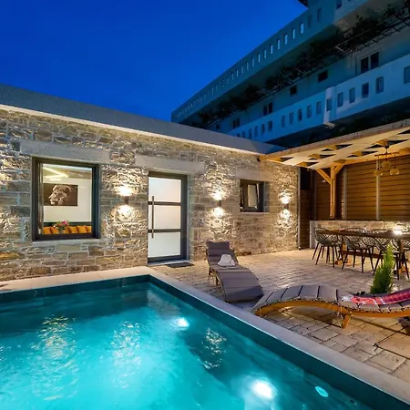 Villa Privilege Kalamaki Exterior photo